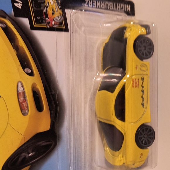 D2 Hot Wheels 95 Mazda rx-7 with shipping protector 1 - Picture 2 of 3